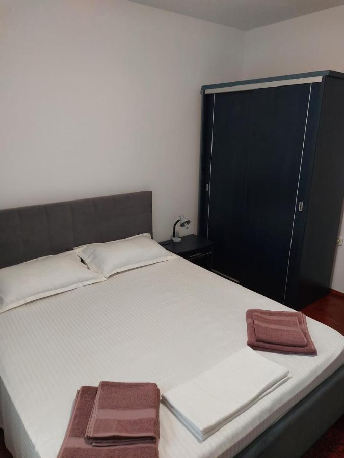 Apartamentdecebal Appartamento Constanţa Esterno foto