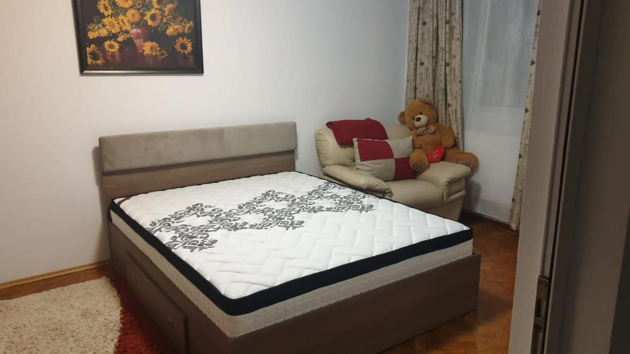 Apartamentdecebal Appartamento Constanţa Esterno foto